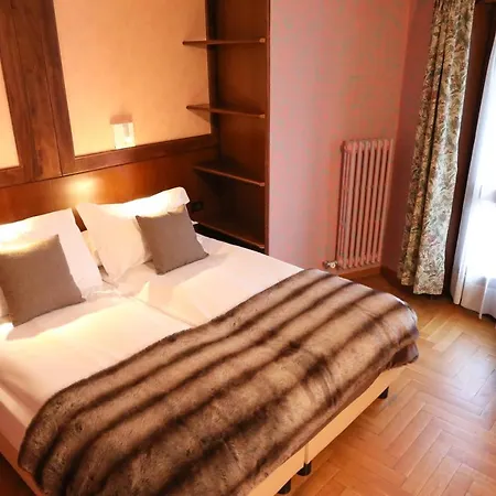 Otel Sporting 2*