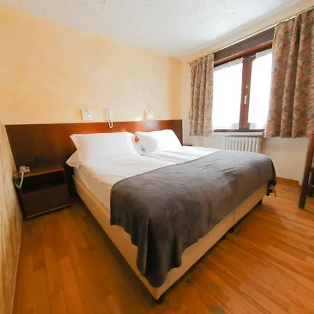 Sporting Otel 2*
